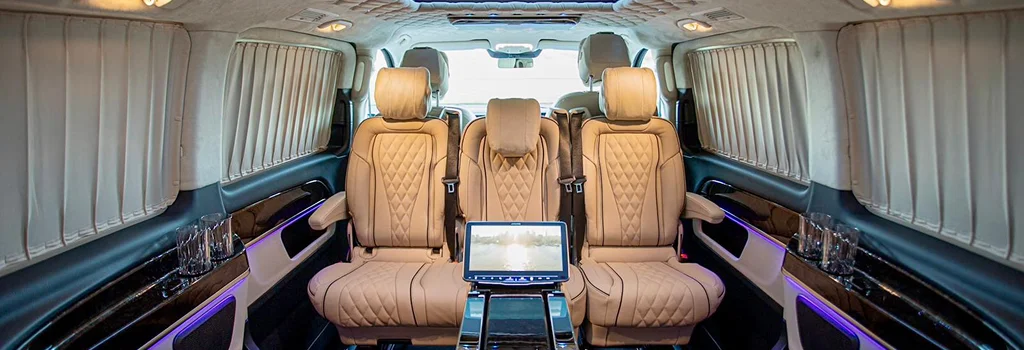 mercedes-v-class-chauffeurs-for-airport-transfers